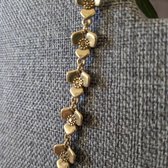 Lucky Brand Gold Tone Floral Necklace - Picture 9 of 9